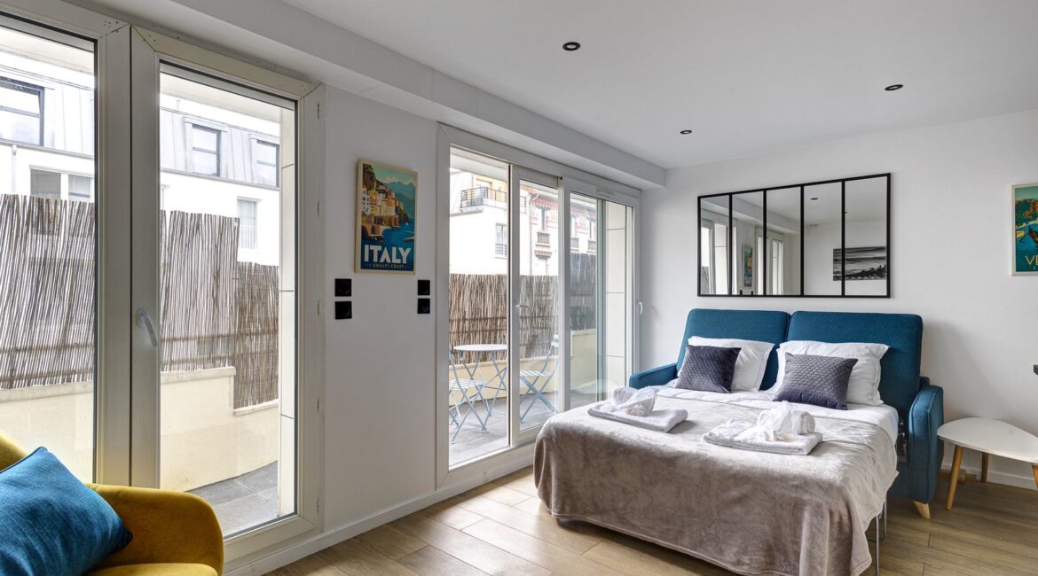 canapé lit suite dolce vita paris location appartement paris