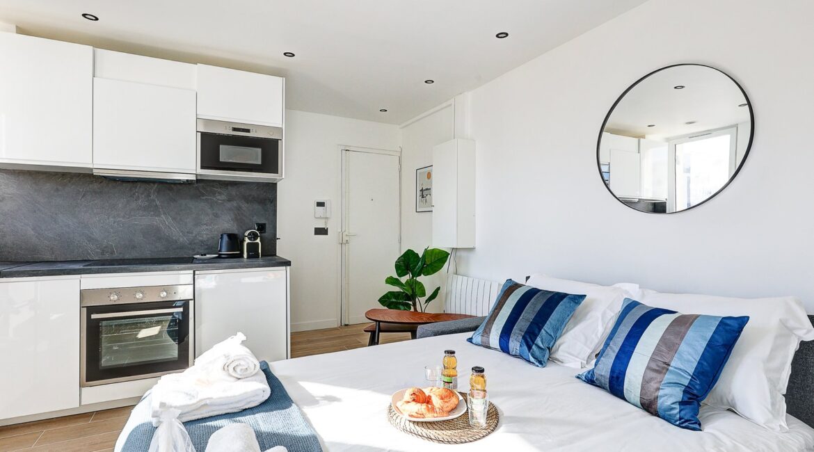 Canapé lit canapé lit suite par ici paris location appartement paris