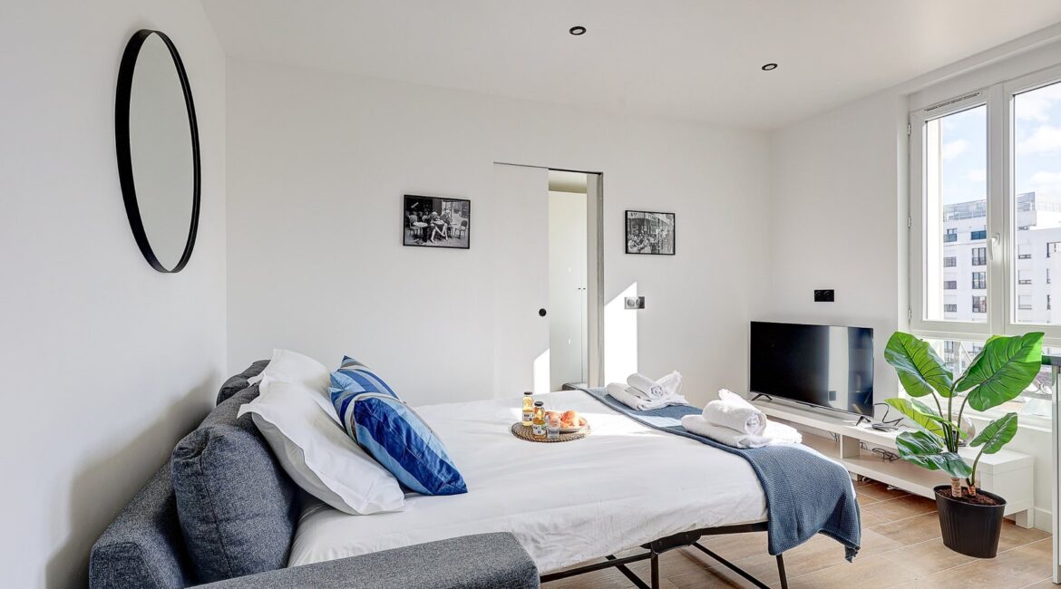 Canapé lit canapé lit suite par ici paris location appartement paris