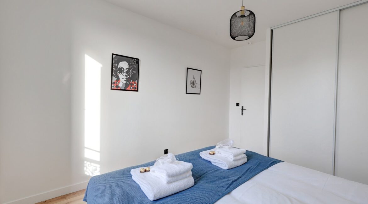 Chambre chambre suite modern art paris location appartement paris