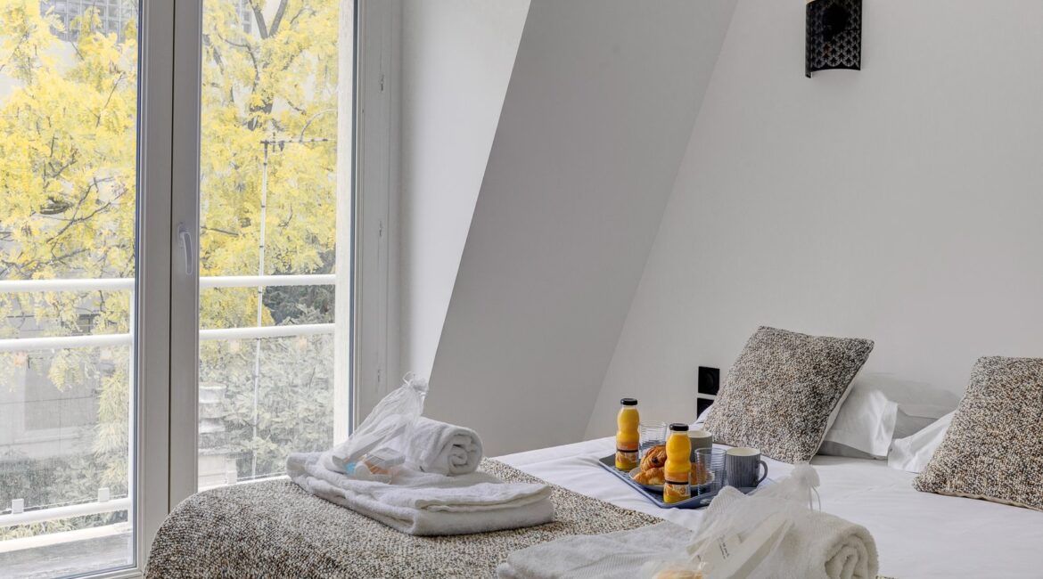 Chambre chambre suite new delhi paris location appartement paris