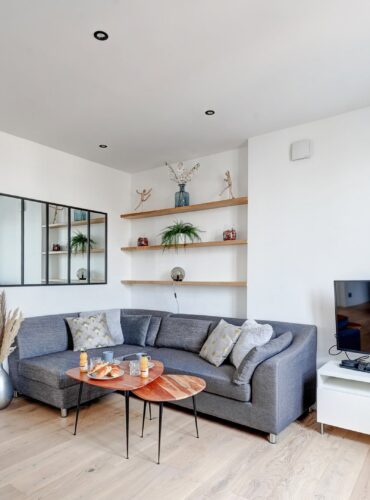 séjour suite modern art paris location appartement paris