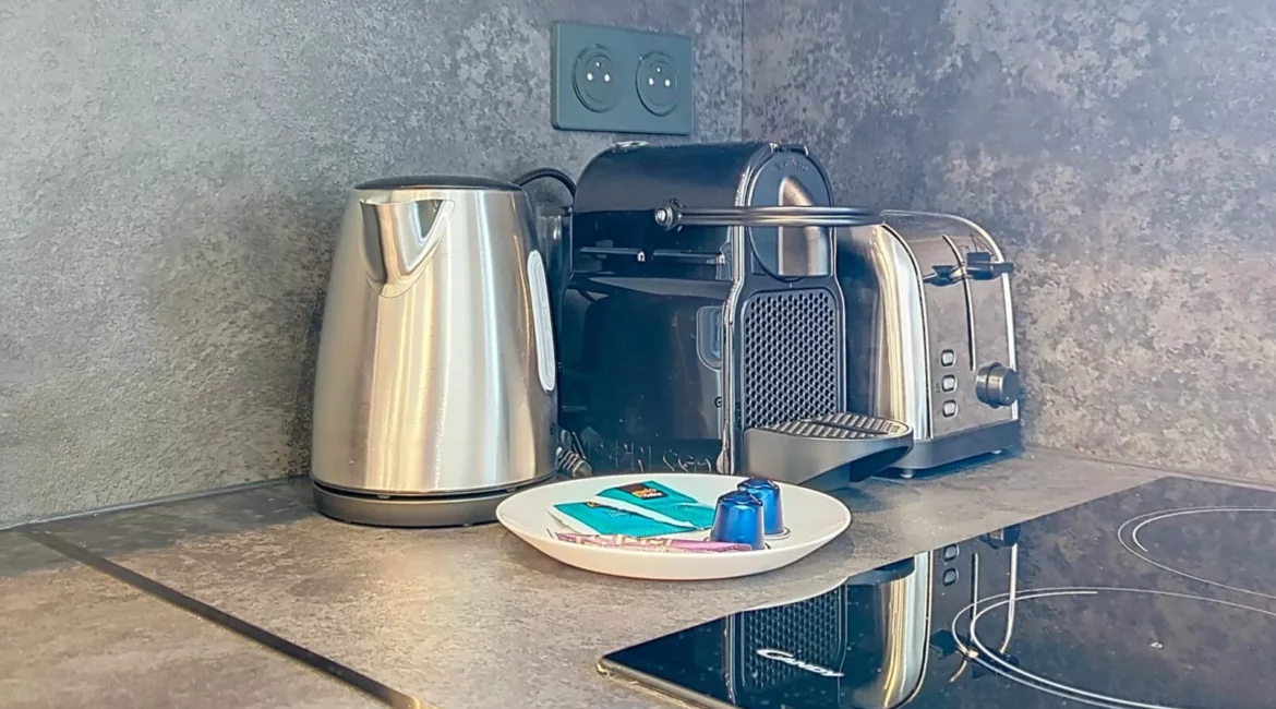 appareils cuisine cafetiere bouilloire location appartement argenteuil