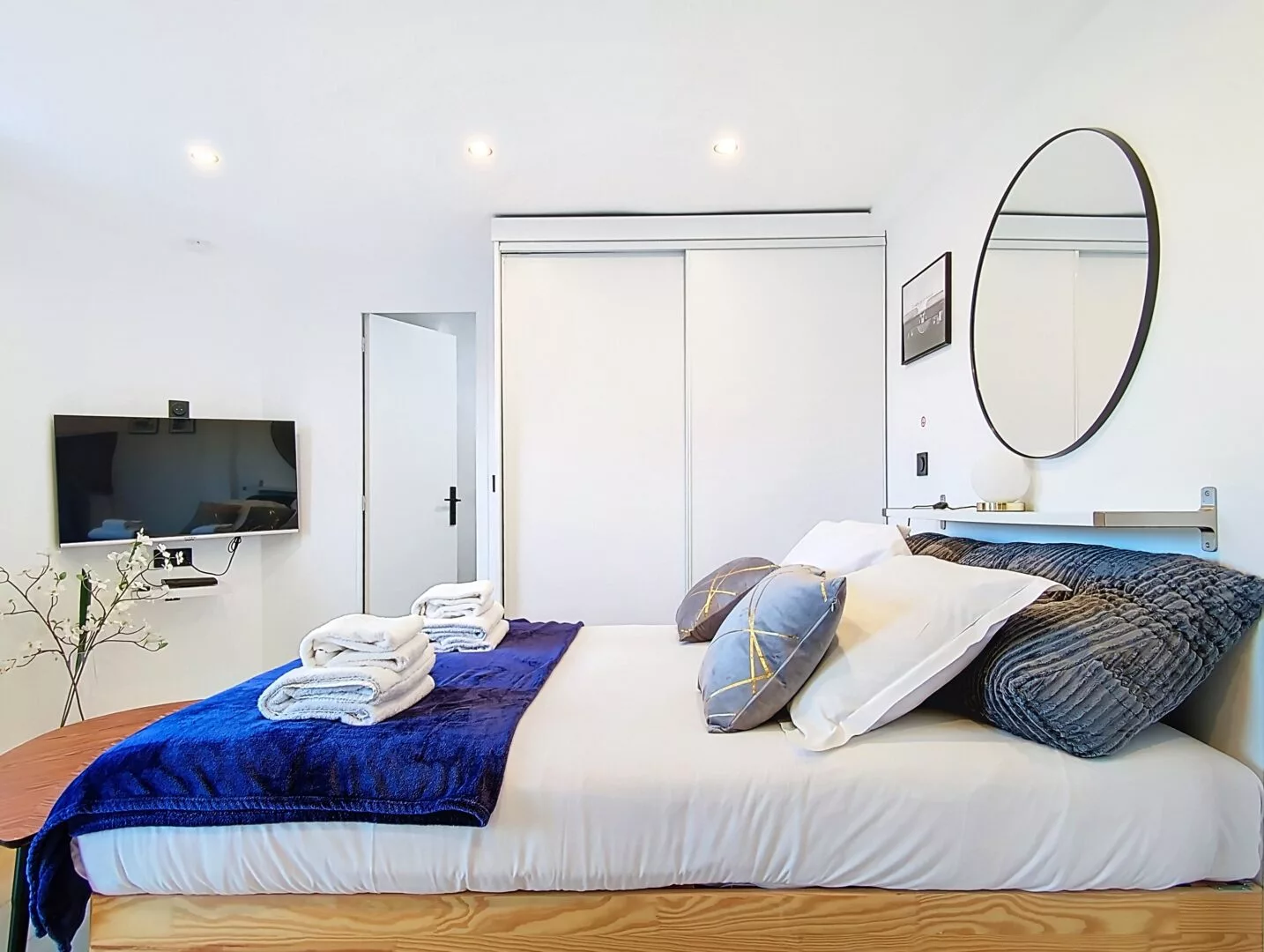 loc smart appart hotel argenteuil belle epoque chambre miroir 12 loc smart appart hotel argenteuil belle epoque chambre miroir 12