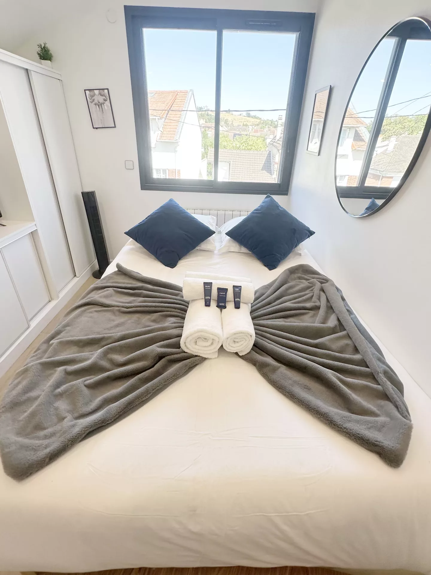 loc smart appart hotel argenteuil big dream chambre vue toits 05 loc smart appart hotel argenteuil big dream chambre vue toits 05