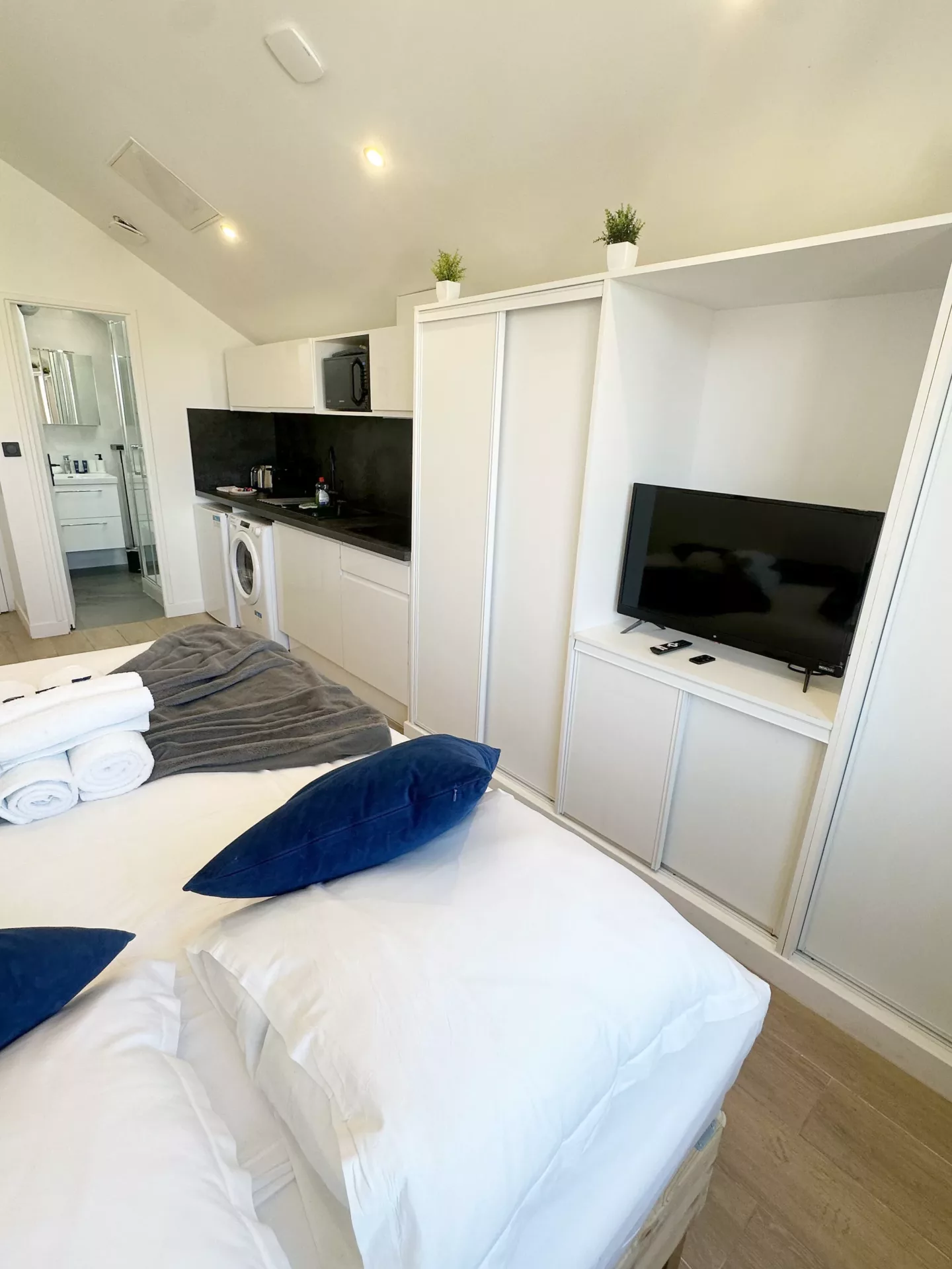 loc smart appart hotel argenteuil big dream vue ensemble tv 03 loc smart appart hotel argenteuil big dream vue ensemble tv 03